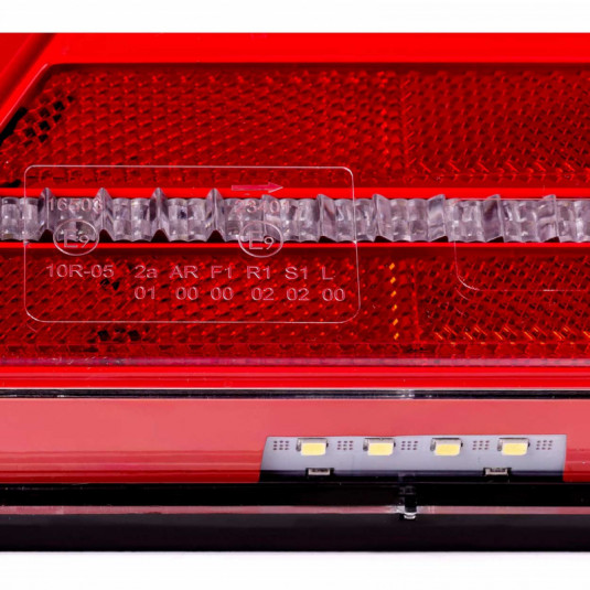 Amio Světlo zadní sdružené LED dynamické PRAVÉ RCL-04-R – výkonné multifunkční osvětlení pro užitková vozidla - Obrázek 5