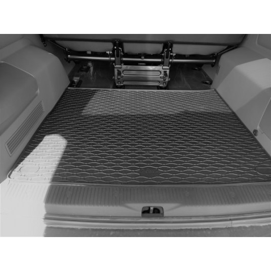 Pryžová vanička do kufru VOLKSWAGEN T6.1 (od 2019) – dokonalá ochrana od českého výrobce Rigum - Obrázek 2