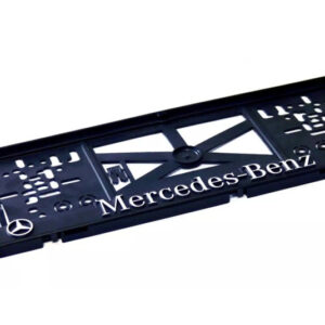3D podložka pod SPZ s logem MERCEDES – černá s chromovým nápisem | Lampa