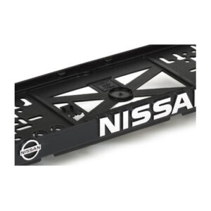 3D podložka pod SPZ s logem NISSAN – černá s chromovým nápisem