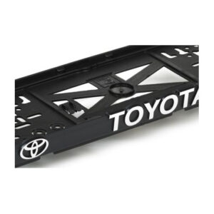 3D podložka pod SPZ s logem TOYOTA – černá s chromovým nápisem