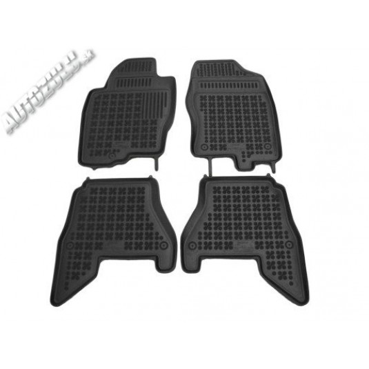 Pryžové rohože NISSAN Pathfinder 2010–2013 se zvýšeným okrajem | REZAW Plast